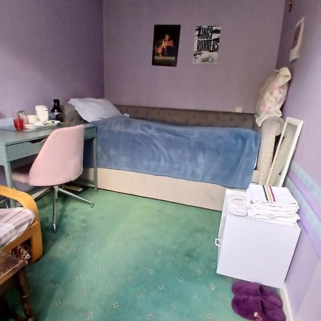 Cosy Single Room Only For Ladies In Tower Bridge Londres Extérieur photo